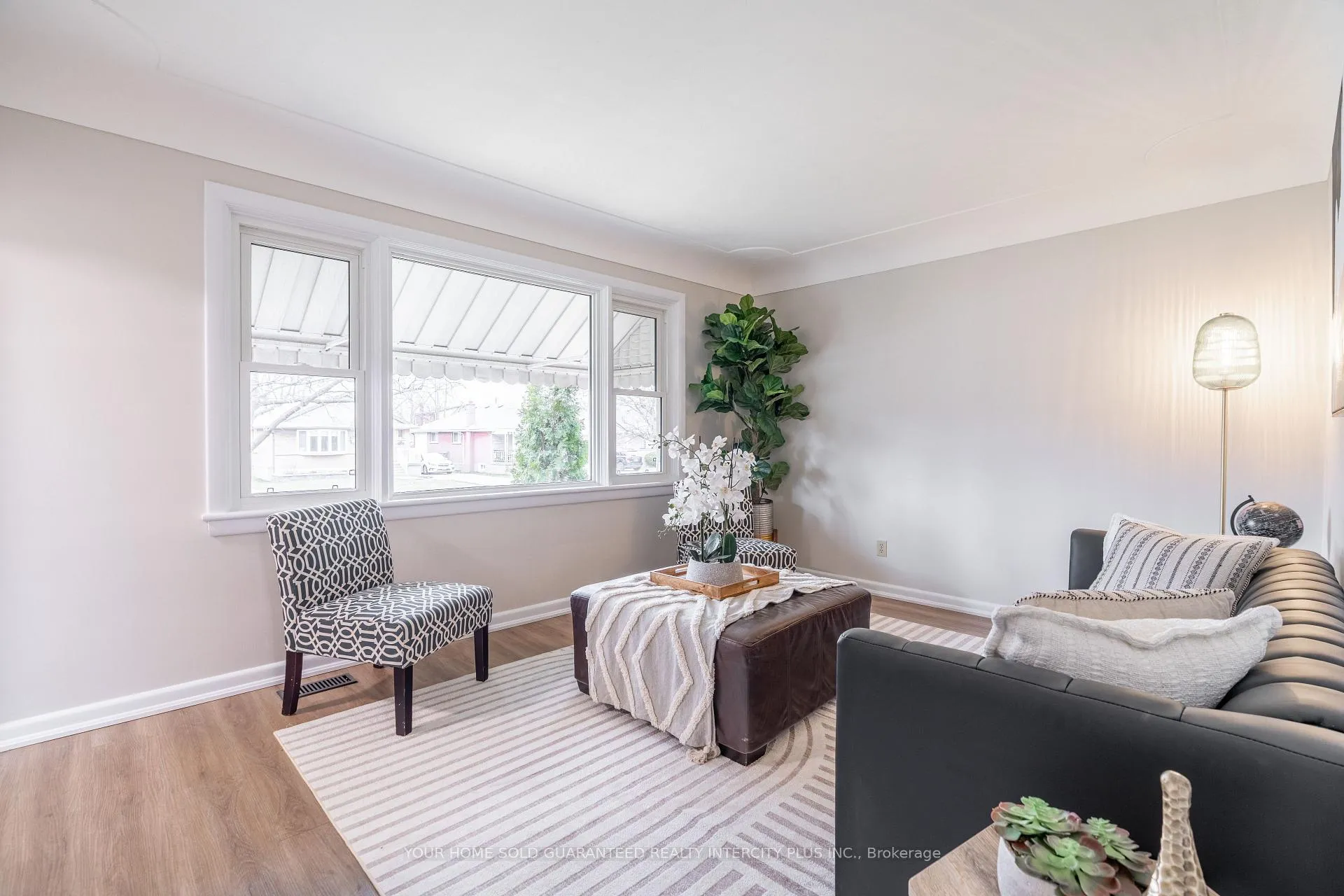 Photo 3 of 65 David Avenue, Hamilton, Hill Park — HOMEH