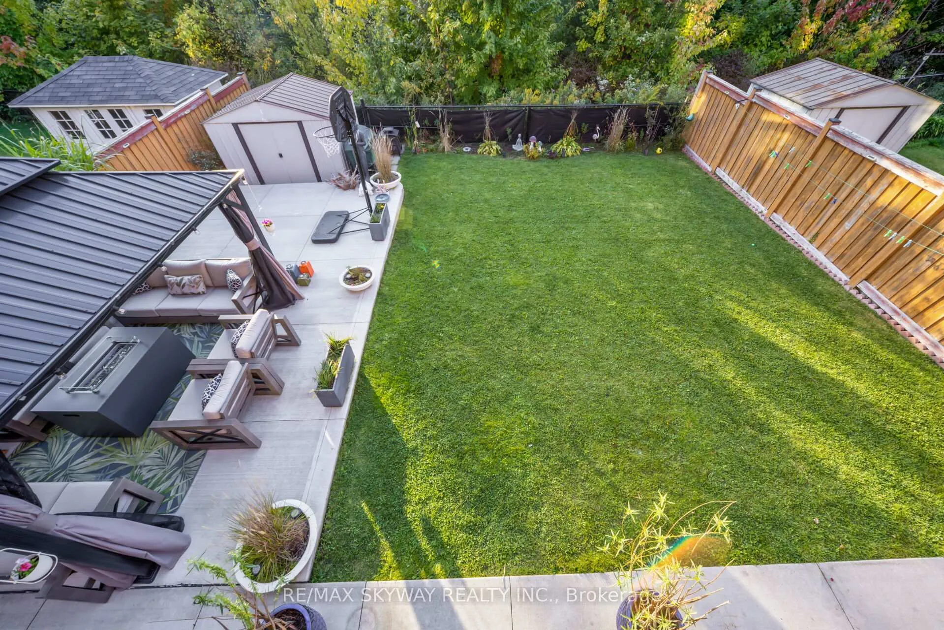 Photo 18 of 90 Aylesbury Drive, Brampton, Northwest Brampton — HOMEH