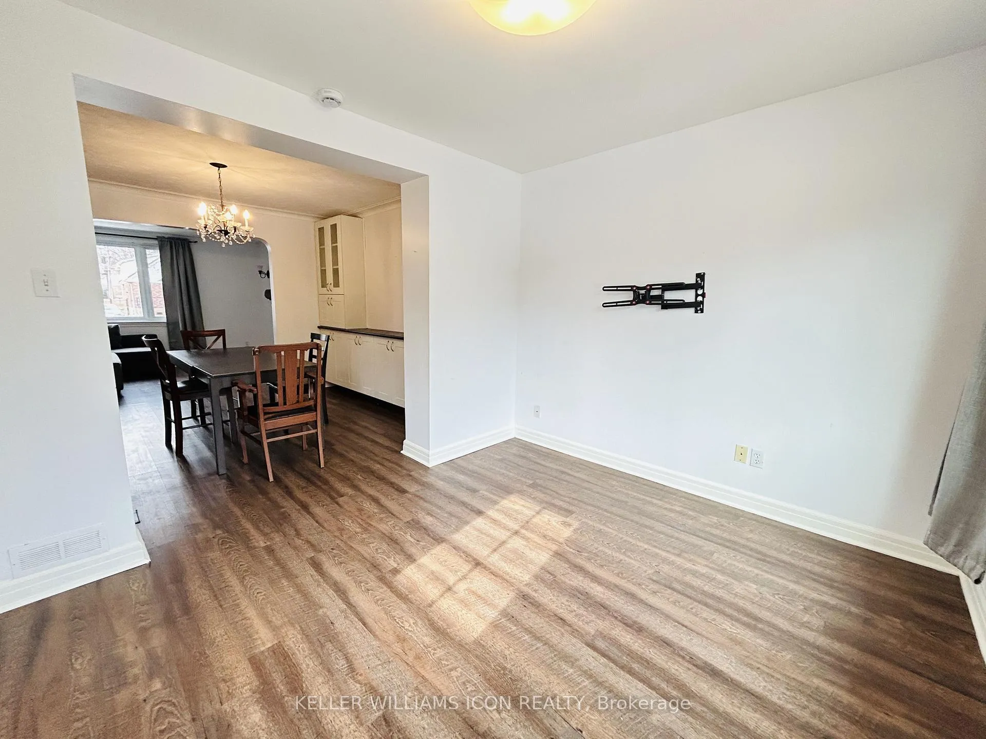 Photo 17 of 6 Centennial Boulevard, Ottawa, Ottawa East — HOMEH