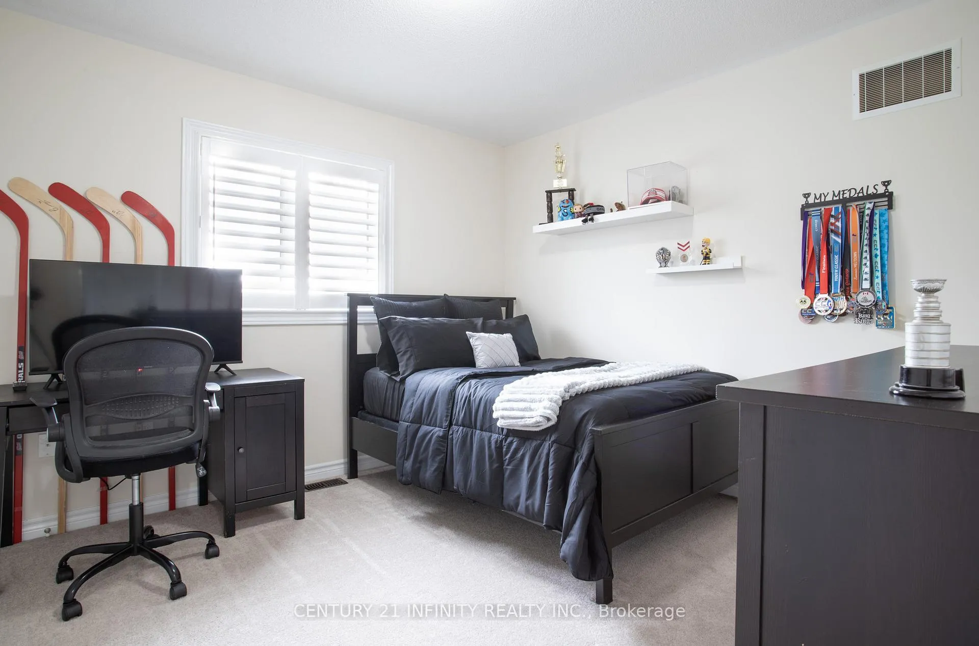 Photo 34 of 1283 Aldsworth Crescent, Oshawa, Eastdale — HOMEH