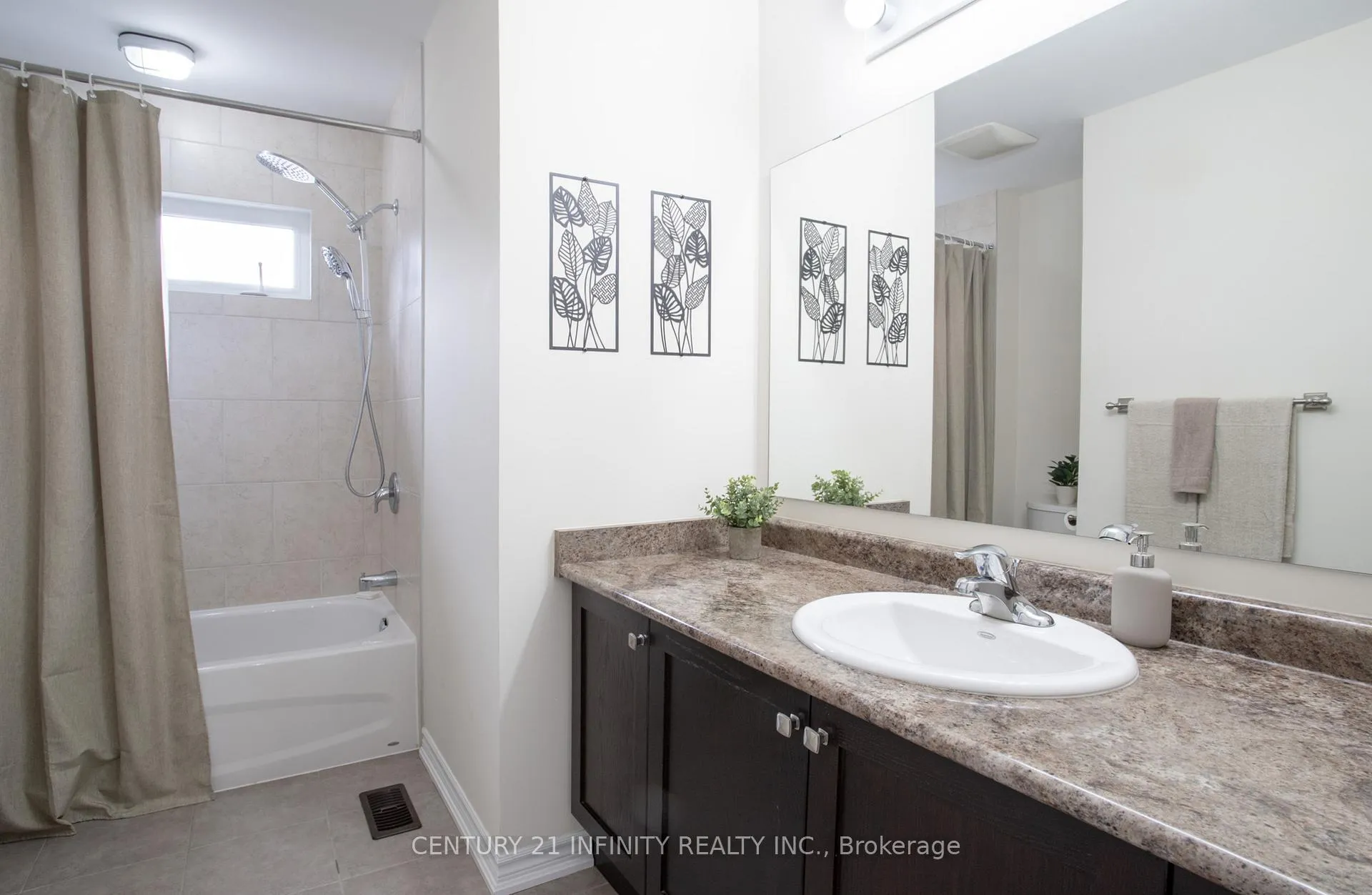 Photo 36 of 1283 Aldsworth Crescent, Oshawa, Eastdale — HOMEH