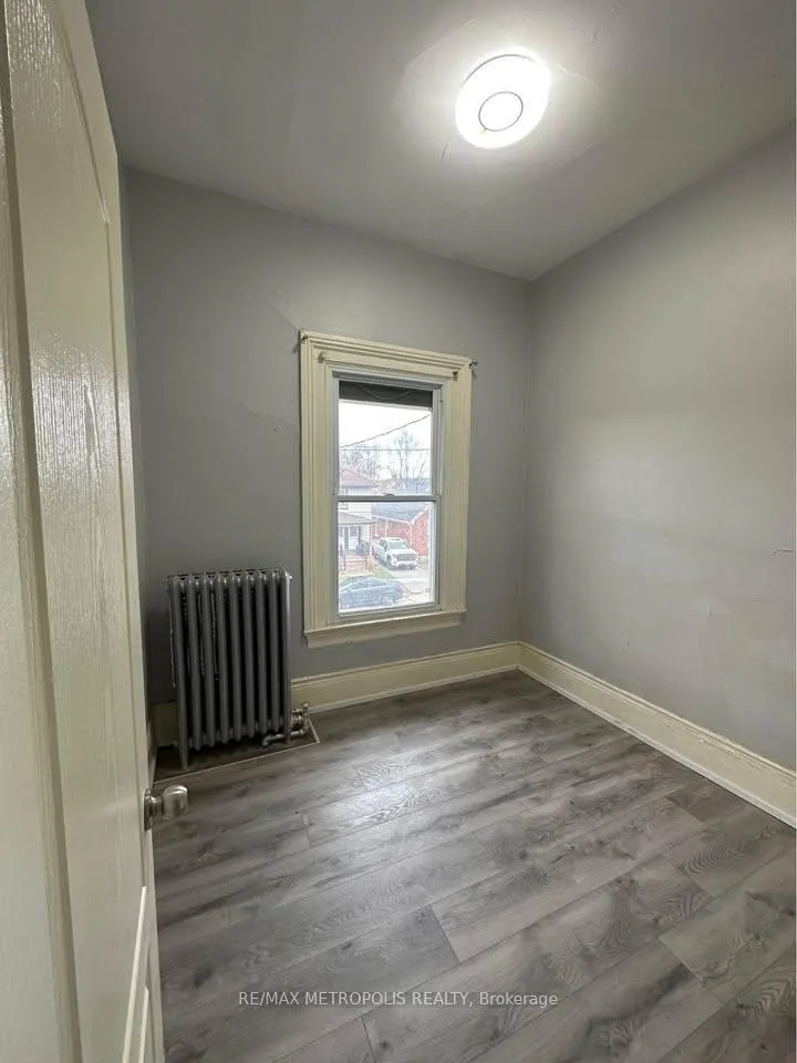 Photo 7 of Unit 2, 22 Haynes Avenue, St. Catharines, E. Chester — HOMEH