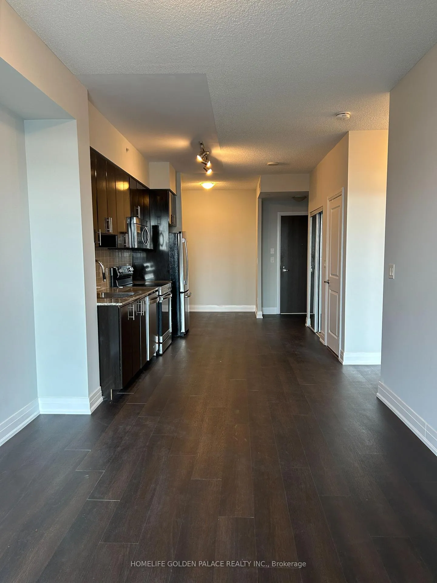 Photo 2 of Unit 1512, 7171 Yonge Street, Markham, Thornhill — HOMEH