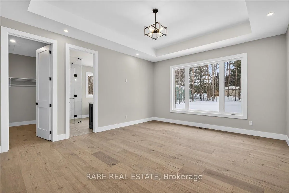 Photo 25 of 32 Alpine Way, Oro-Medonte, Horseshoe Valley — HOMEH