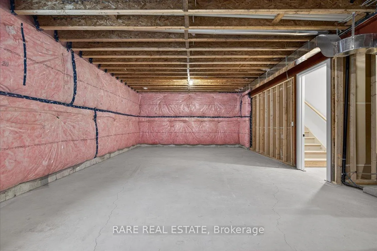 Photo 32 of 32 Alpine Way, Oro-Medonte, Horseshoe Valley — HOMEH