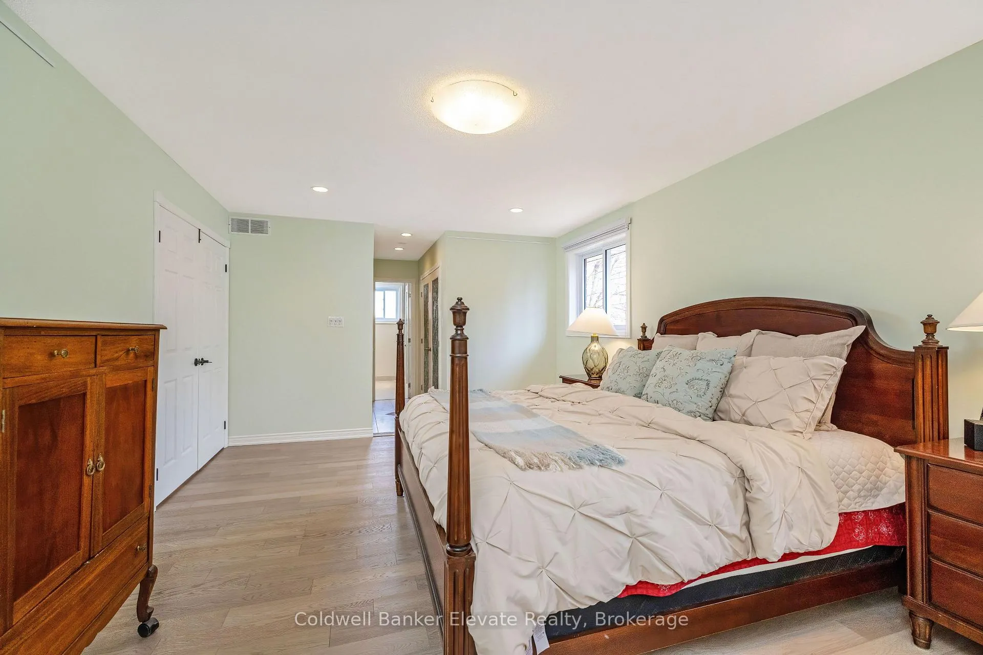 Photo 27 of 18 Handorf Drive, Cambridge — HOMEH