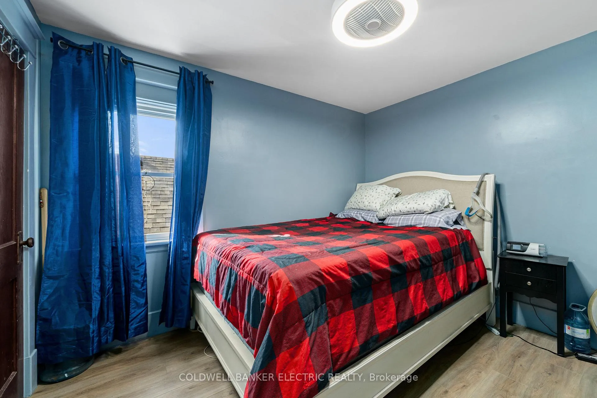 Photo 1 of 112 Lansdowne Street W, Peterborough, Town Ward 3 — HOMEH