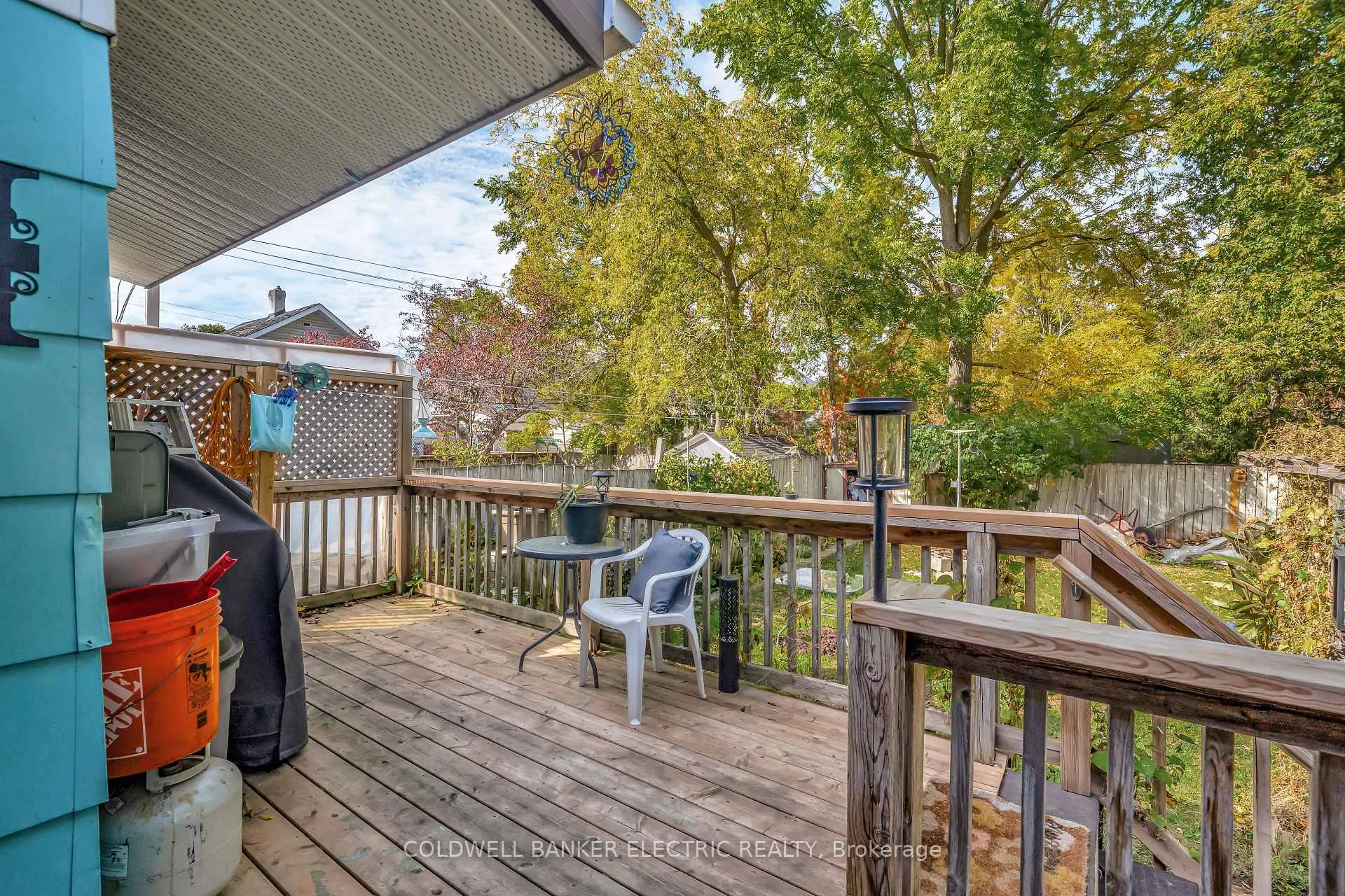 Photo 8 of 112 Lansdowne Street W, Peterborough, Town Ward 3 — HOMEH