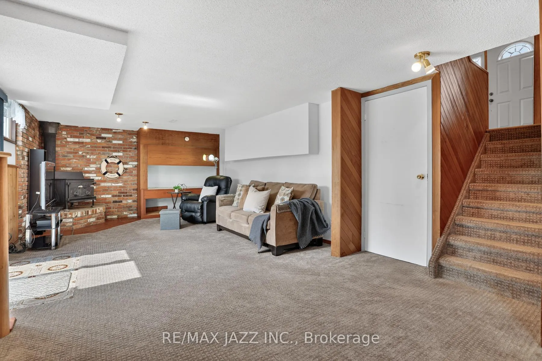 Photo 27 of 152 Guthrie Crescent, Whitby, Lynde Creek — HOMEH