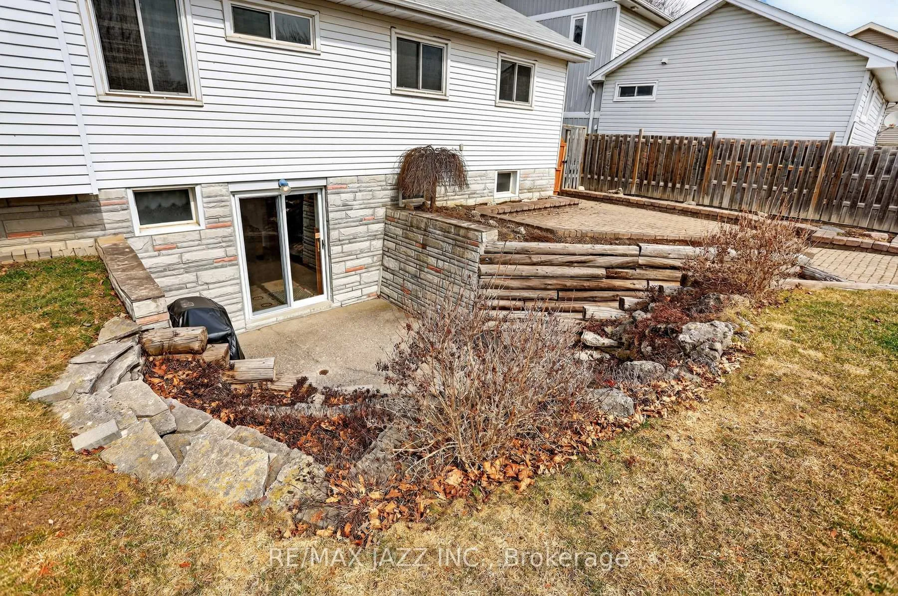Photo 38 of 152 Guthrie Crescent, Whitby, Lynde Creek — HOMEH