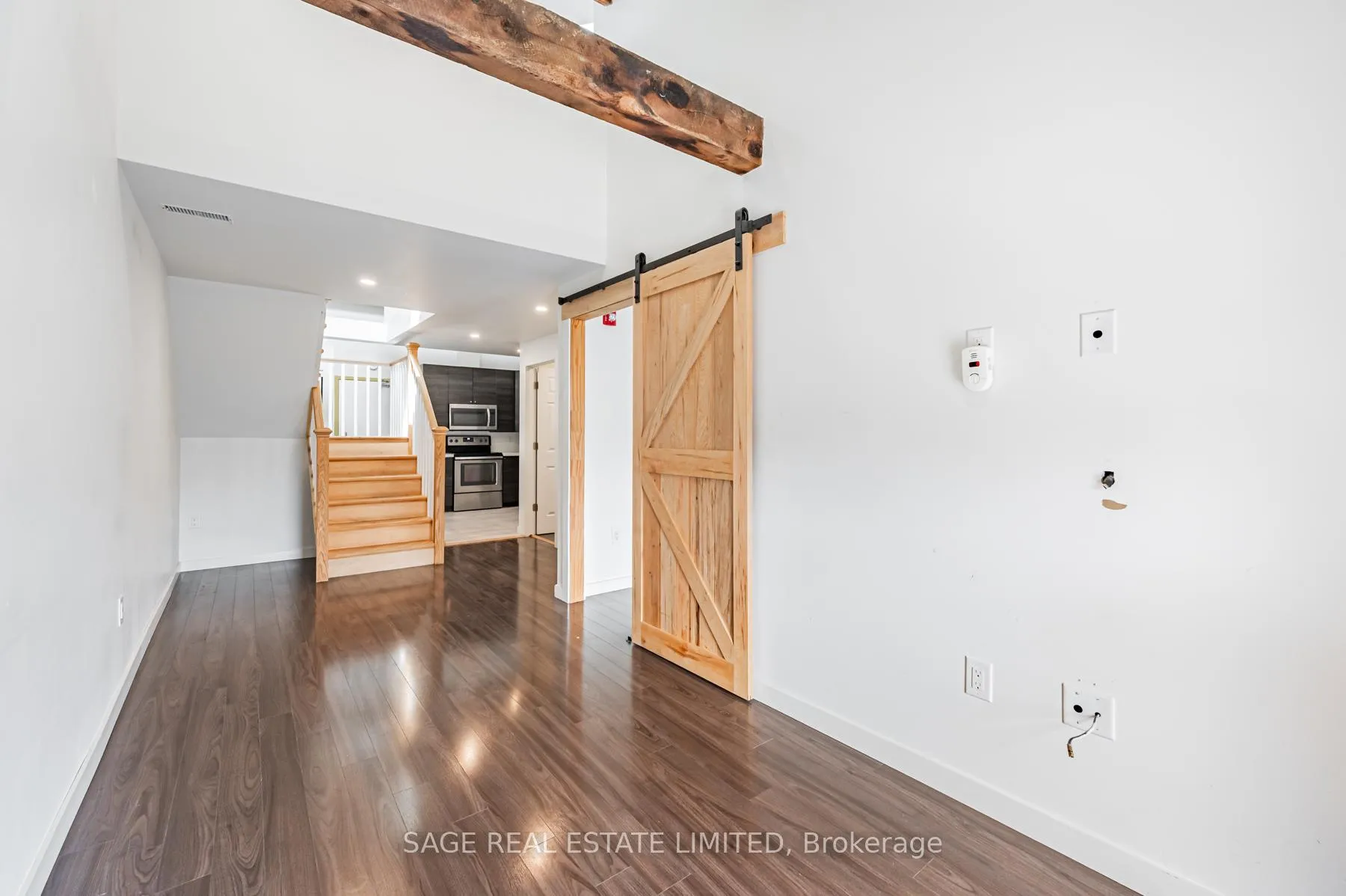 Photo 9 of Unit 3, 14 Cross Street, Hamilton, Dundas — HOMEH