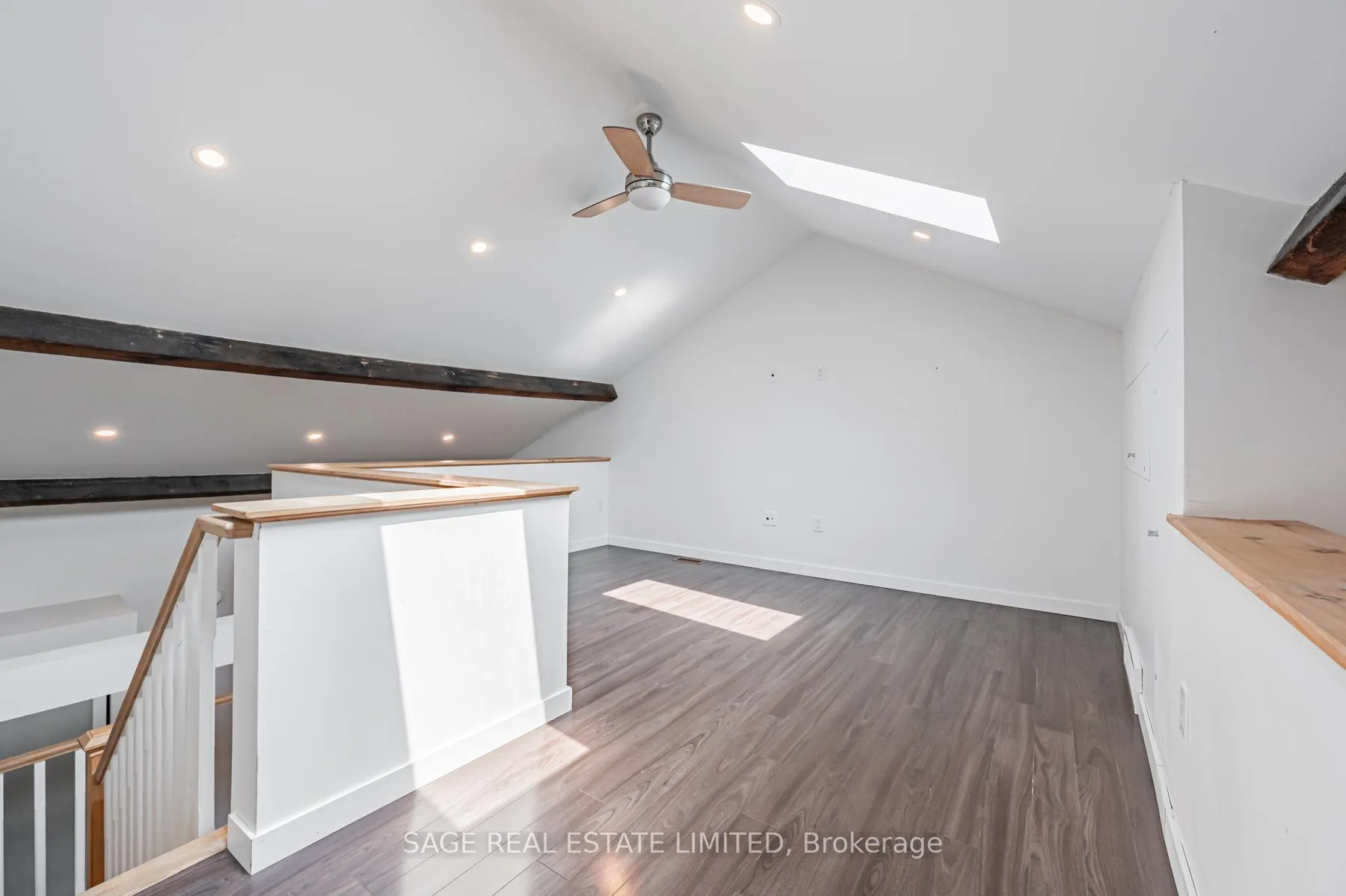 Photo 20 of Unit 3, 14 Cross Street, Hamilton, Dundas — HOMEH