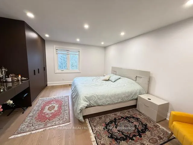 Photo 18 of Unit Main, 35 Hammond Drive, Aurora, Aurora Heights — HOMEH