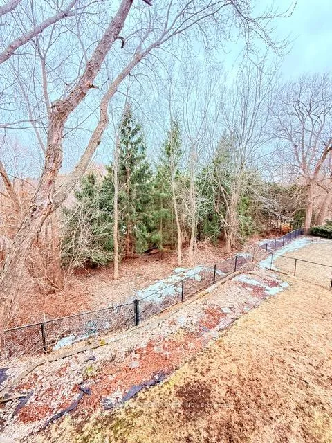 Photo 22 of Unit Main, 35 Hammond Drive, Aurora, Aurora Heights — HOMEH