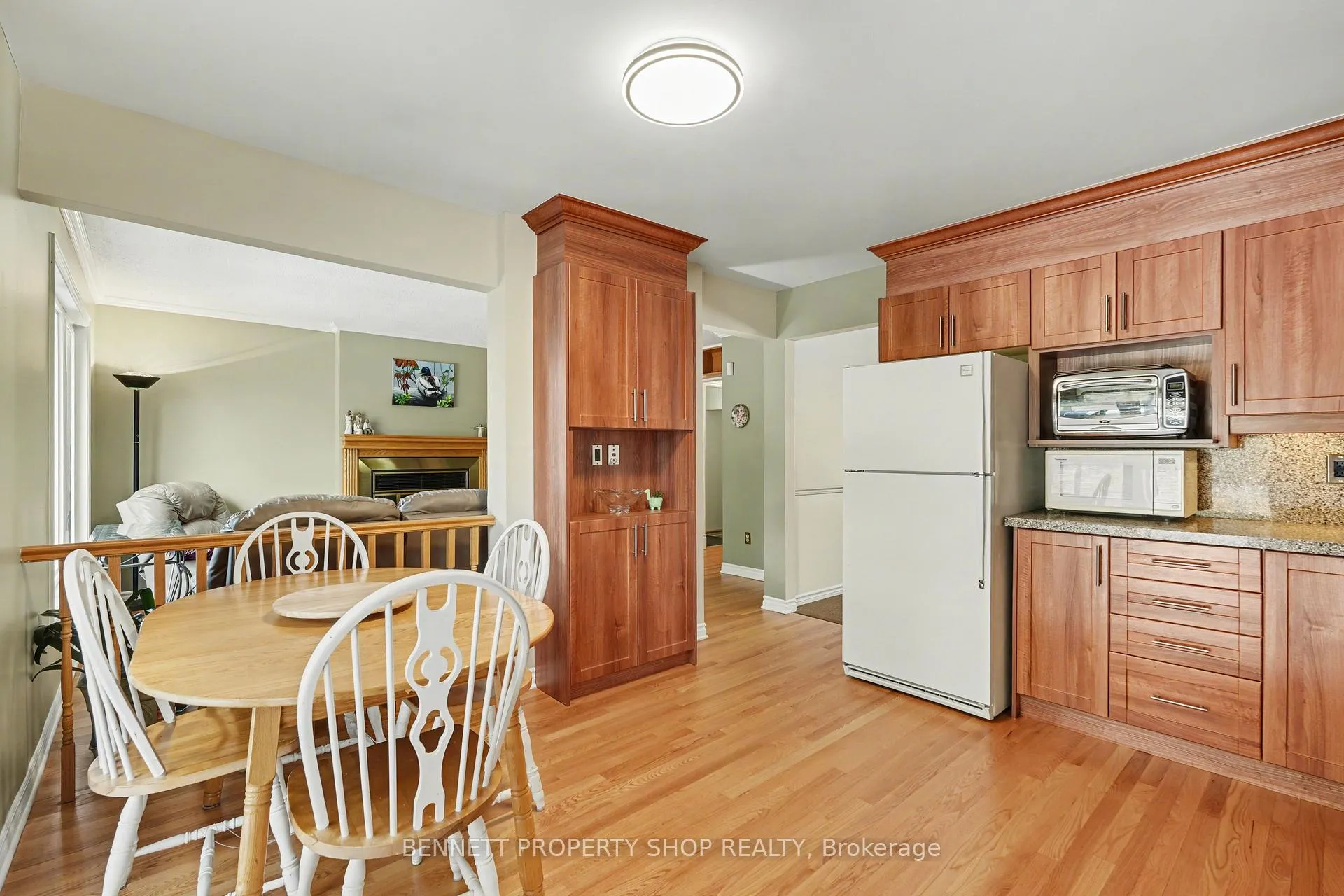 Photo 8 of 69 Longden Place, Ottawa, Kanata - Bridlewood — HOMEH