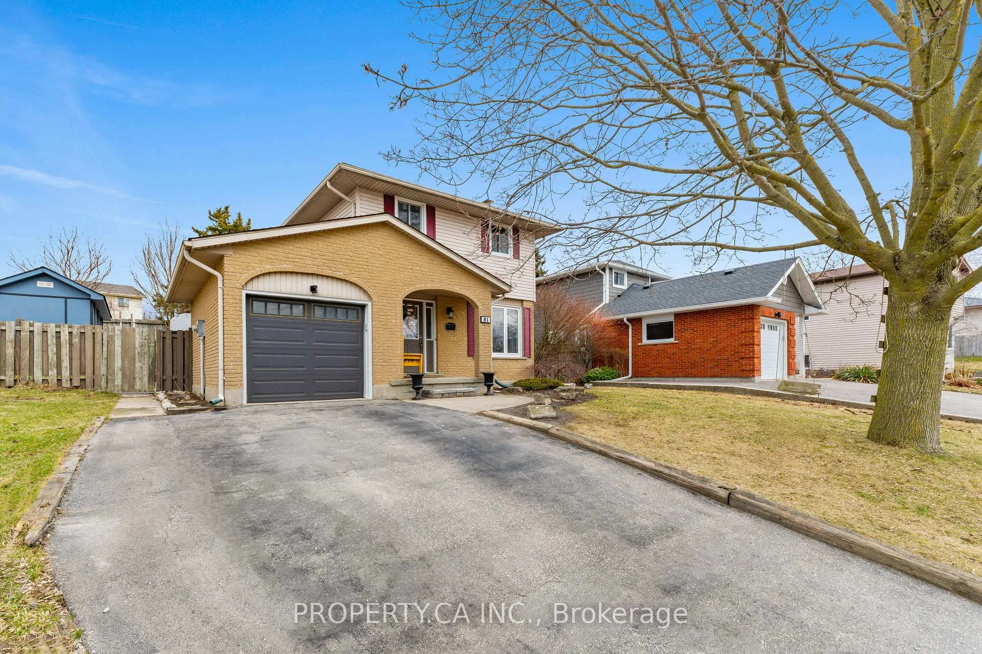 Photo 2 of 81 Stirling Macgregor Drive, Cambridge — HOMEH