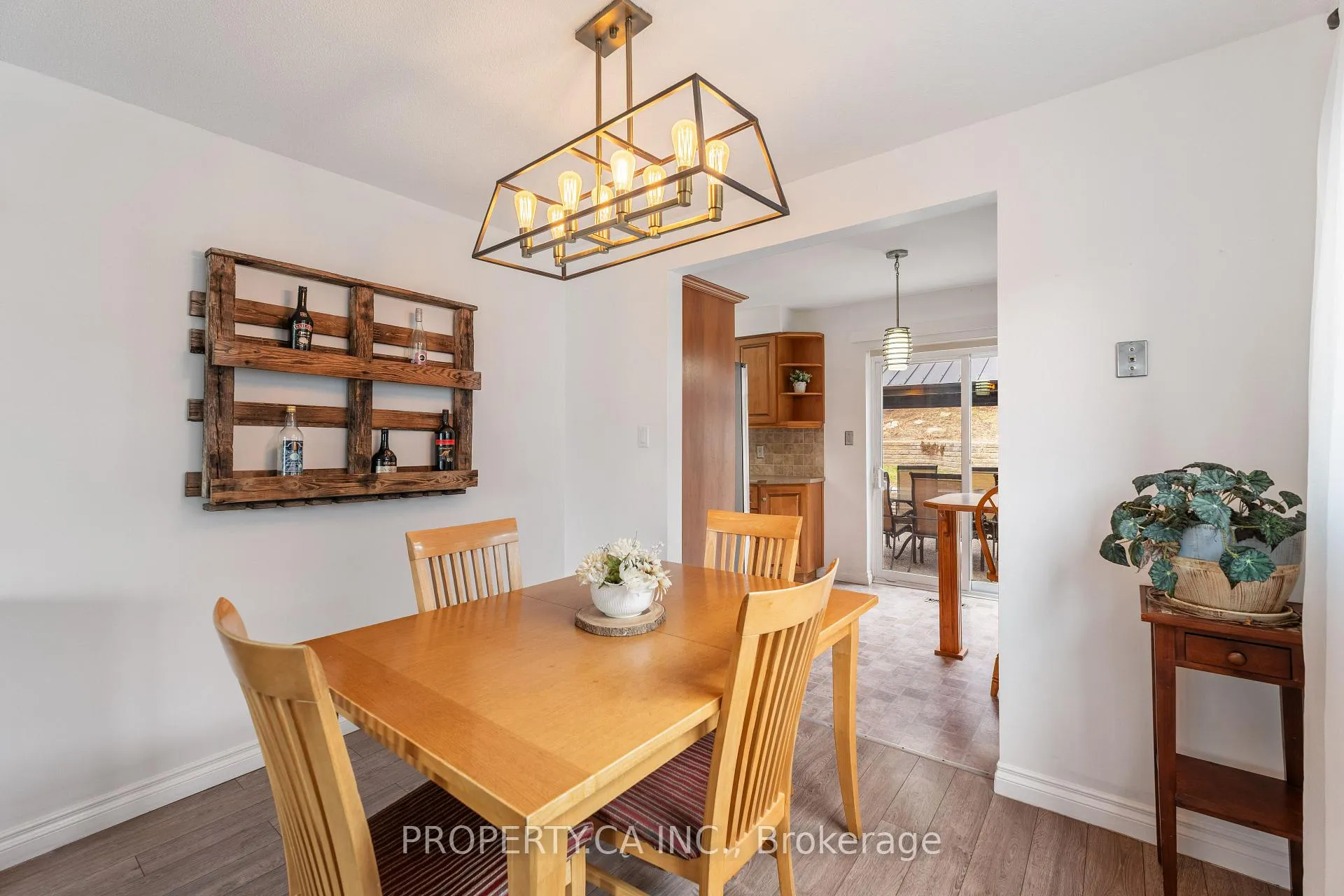 Photo 6 of 81 Stirling Macgregor Drive, Cambridge — HOMEH