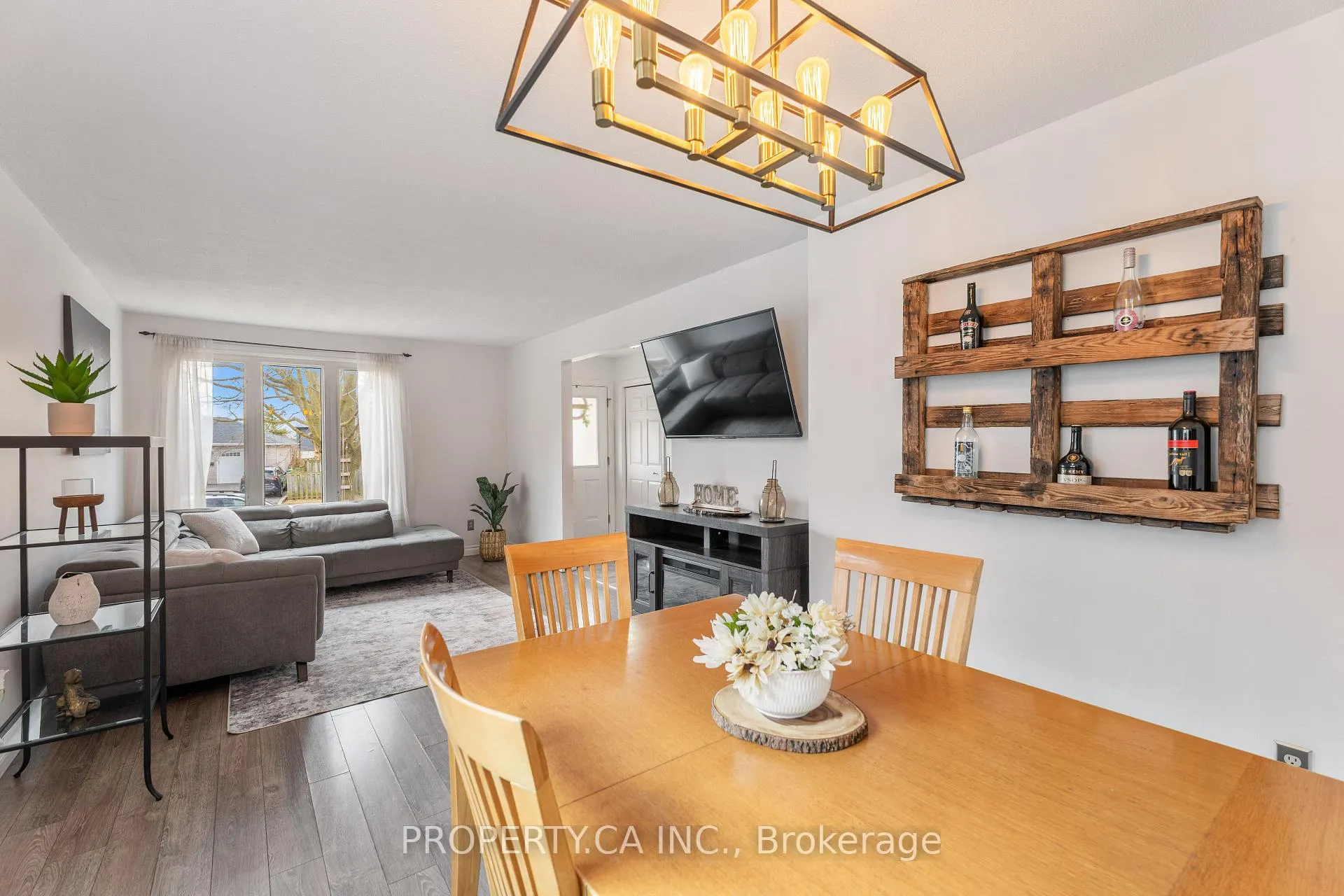 Photo 7 of 81 Stirling Macgregor Drive, Cambridge — HOMEH