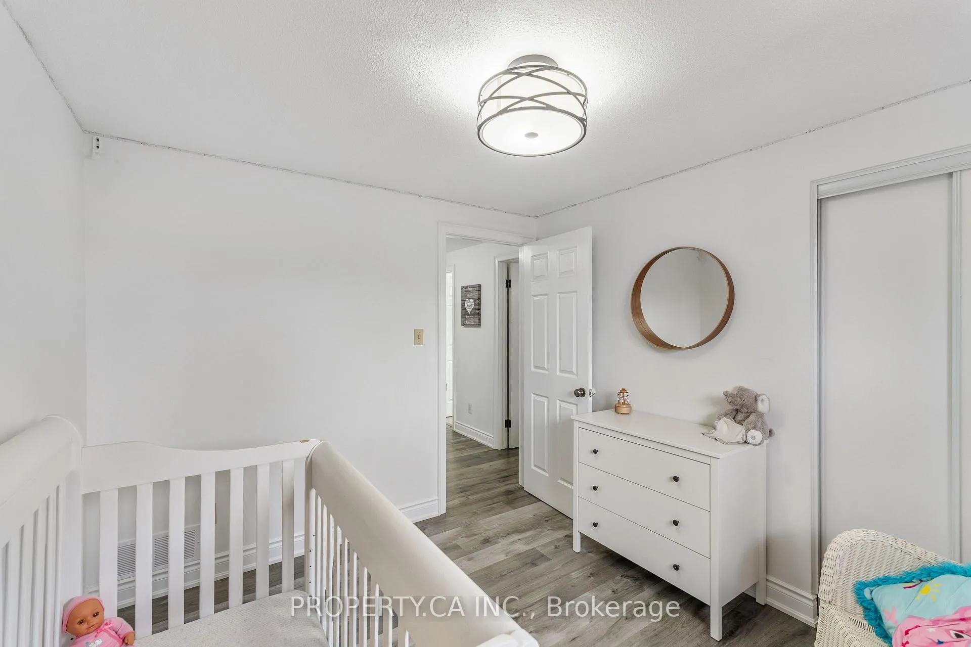 Photo 24 of 81 Stirling Macgregor Drive, Cambridge — HOMEH
