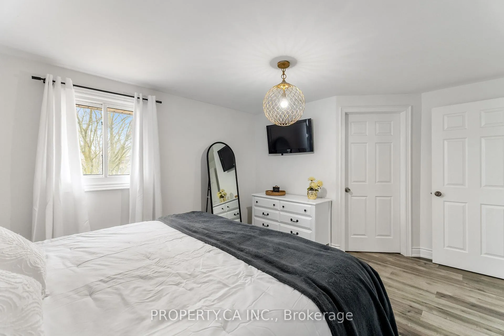 Photo 27 of 81 Stirling Macgregor Drive, Cambridge — HOMEH