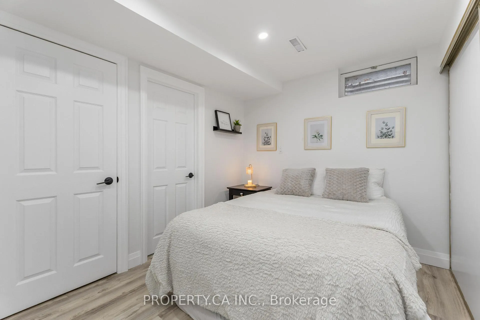 Photo 34 of 81 Stirling Macgregor Drive, Cambridge — HOMEH