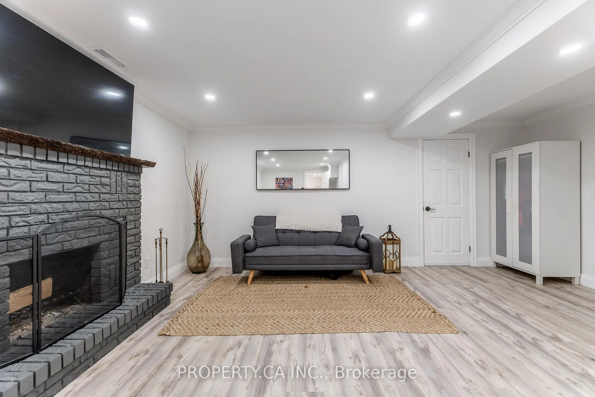Photo 38 of 81 Stirling Macgregor Drive, Cambridge — HOMEH
