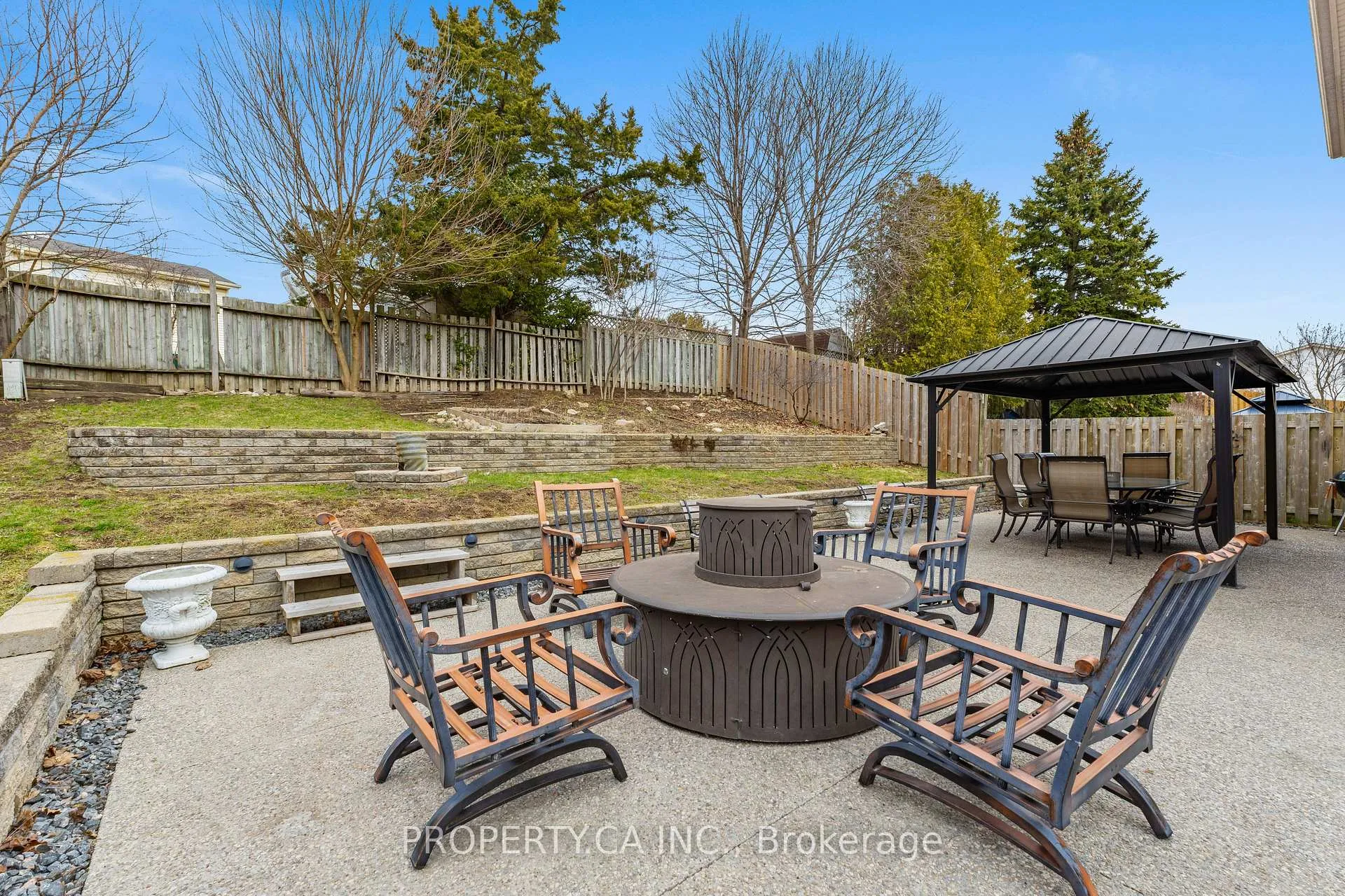Photo 39 of 81 Stirling Macgregor Drive, Cambridge — HOMEH