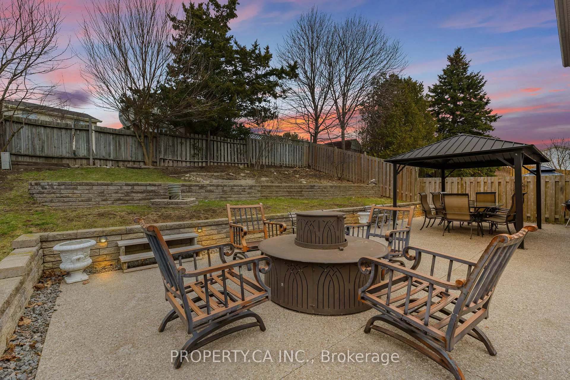 Photo 49 of 81 Stirling Macgregor Drive, Cambridge — HOMEH