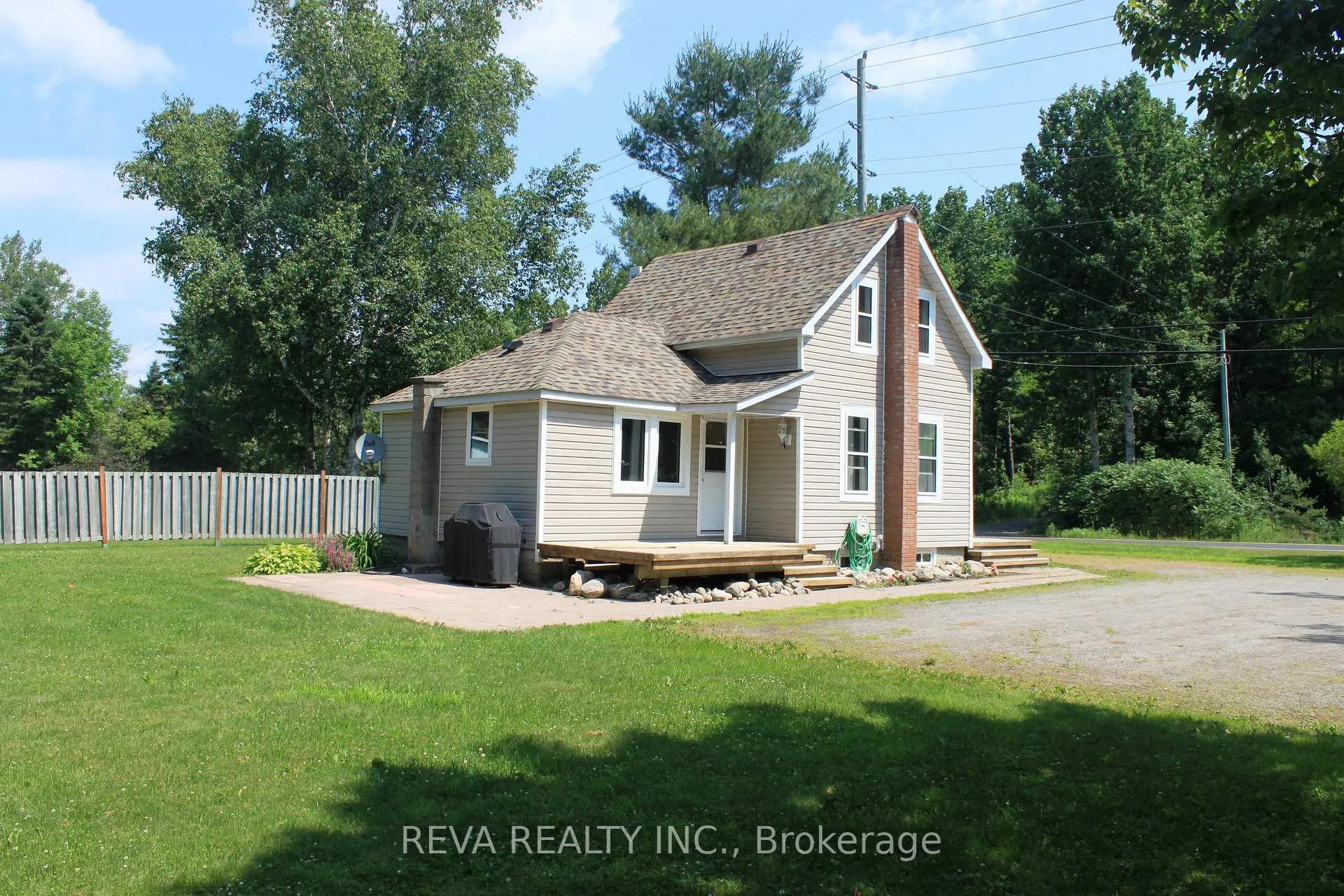 Photo 2 of 15615 Hwy 35, Algonquin Highlands, Stanhope — HOMEH