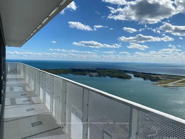 Photo 3 of Unit 6710, 100 Harbour Street, Toronto, Waterfront Communities — HOMEH