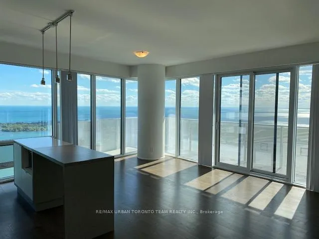 Photo 5 of Unit 6710, 100 Harbour Street, Toronto, Waterfront Communities — HOMEH