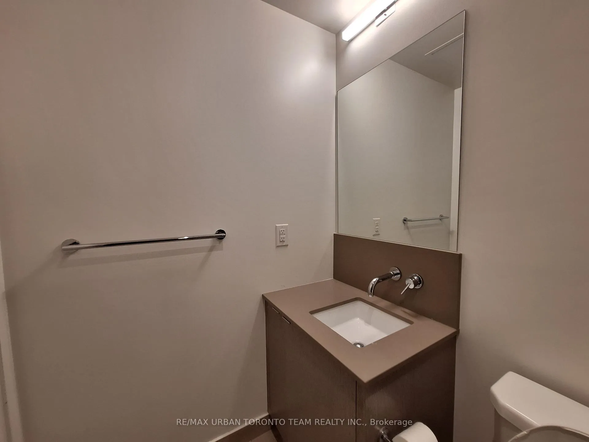 Photo 13 of Unit 6710, 100 Harbour Street, Toronto, Waterfront Communities — HOMEH