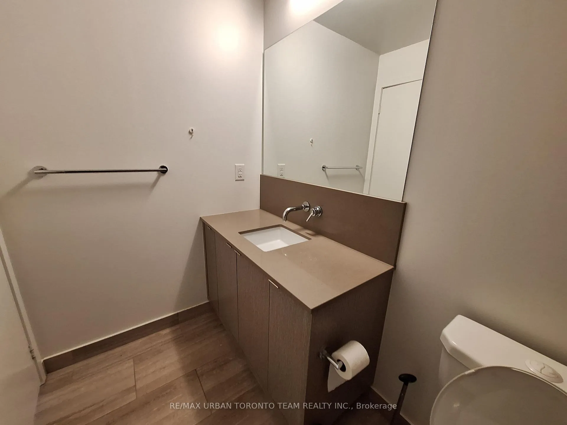 Photo 18 of Unit 6710, 100 Harbour Street, Toronto, Waterfront Communities — HOMEH