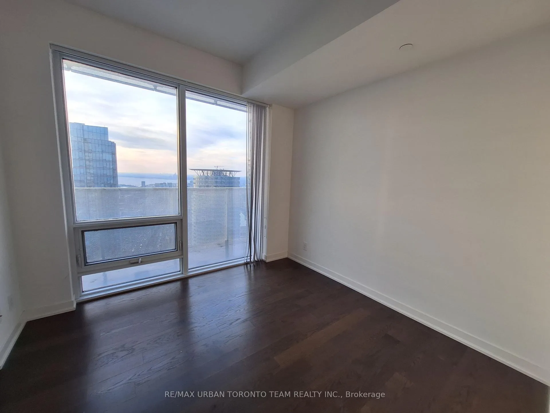Photo 19 of Unit 6710, 100 Harbour Street, Toronto, Waterfront Communities — HOMEH