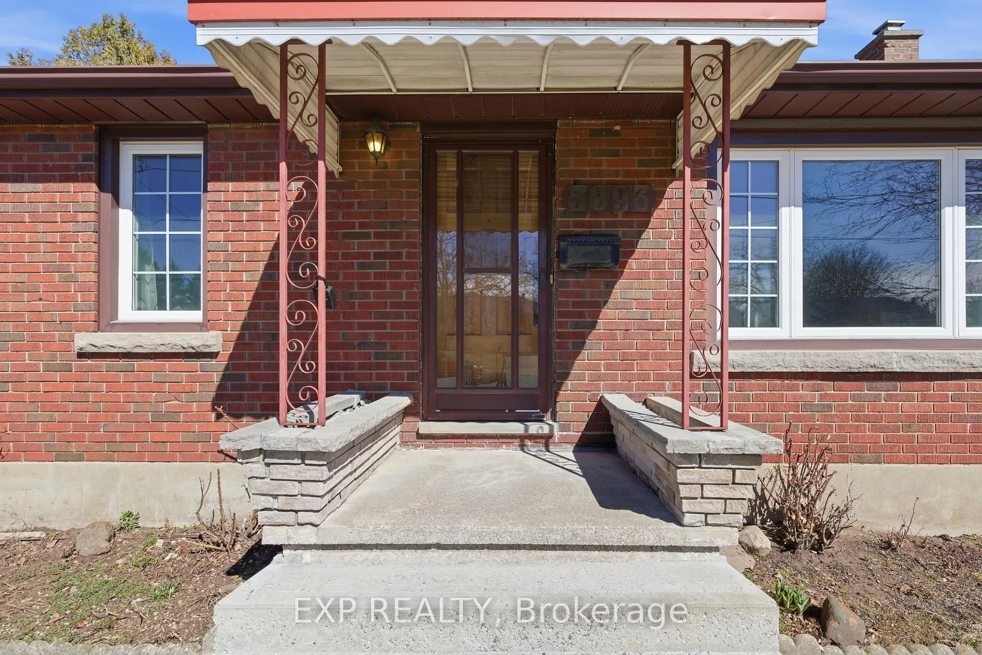 Photo 5 of 5893 Carman Street, Niagara Falls, Church's Lane — HOMEH