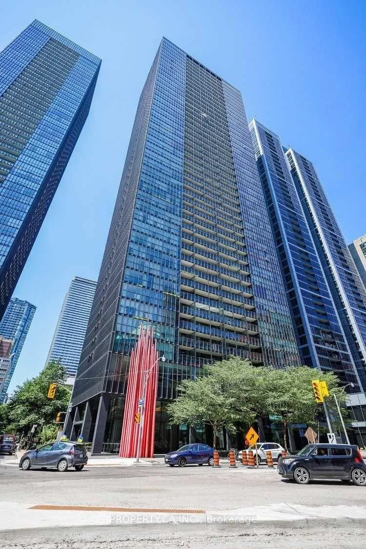 Photo 2 of Unit 3805, 110 Charles Street E, Toronto, Church-Yonge Corridor — HOMEH
