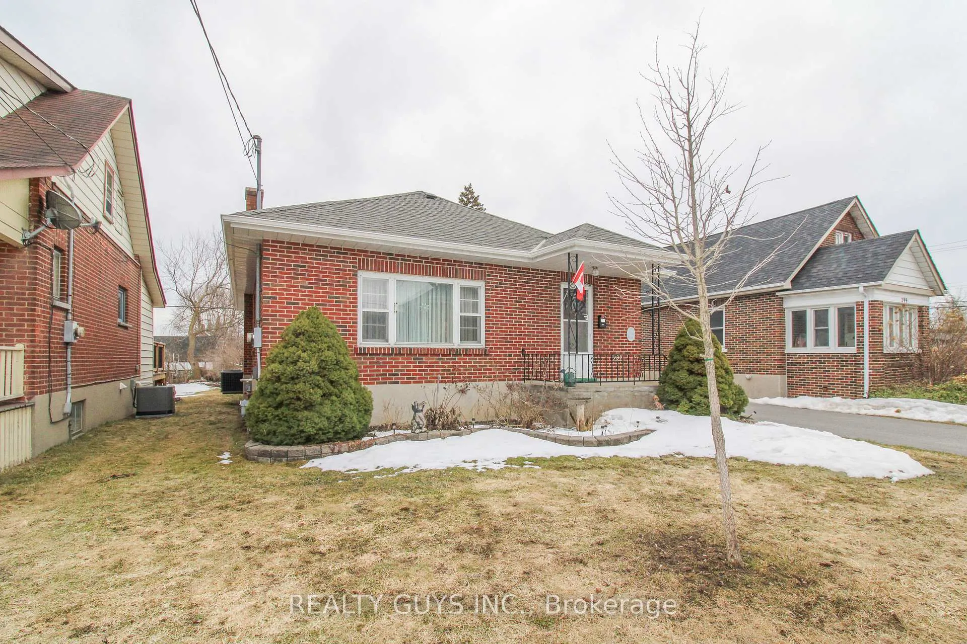 Photo 2 of 297 King George Street, Peterborough, Otonabee Ward 1 — HOMEH
