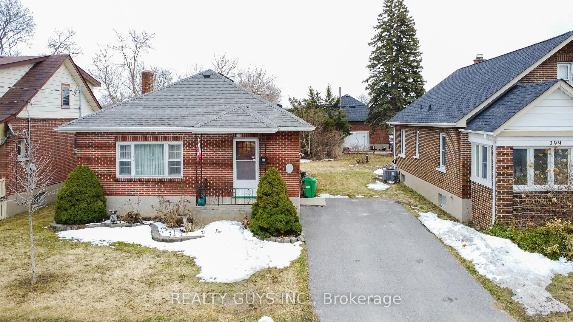 Photo 3 of 297 King George Street, Peterborough, Otonabee Ward 1 — HOMEH