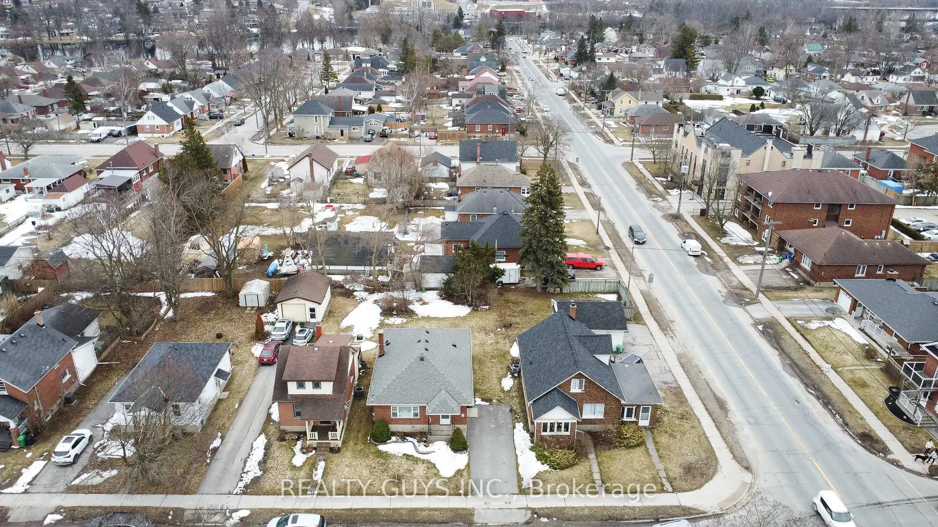 Photo 7 of 297 King George Street, Peterborough, Otonabee Ward 1 — HOMEH