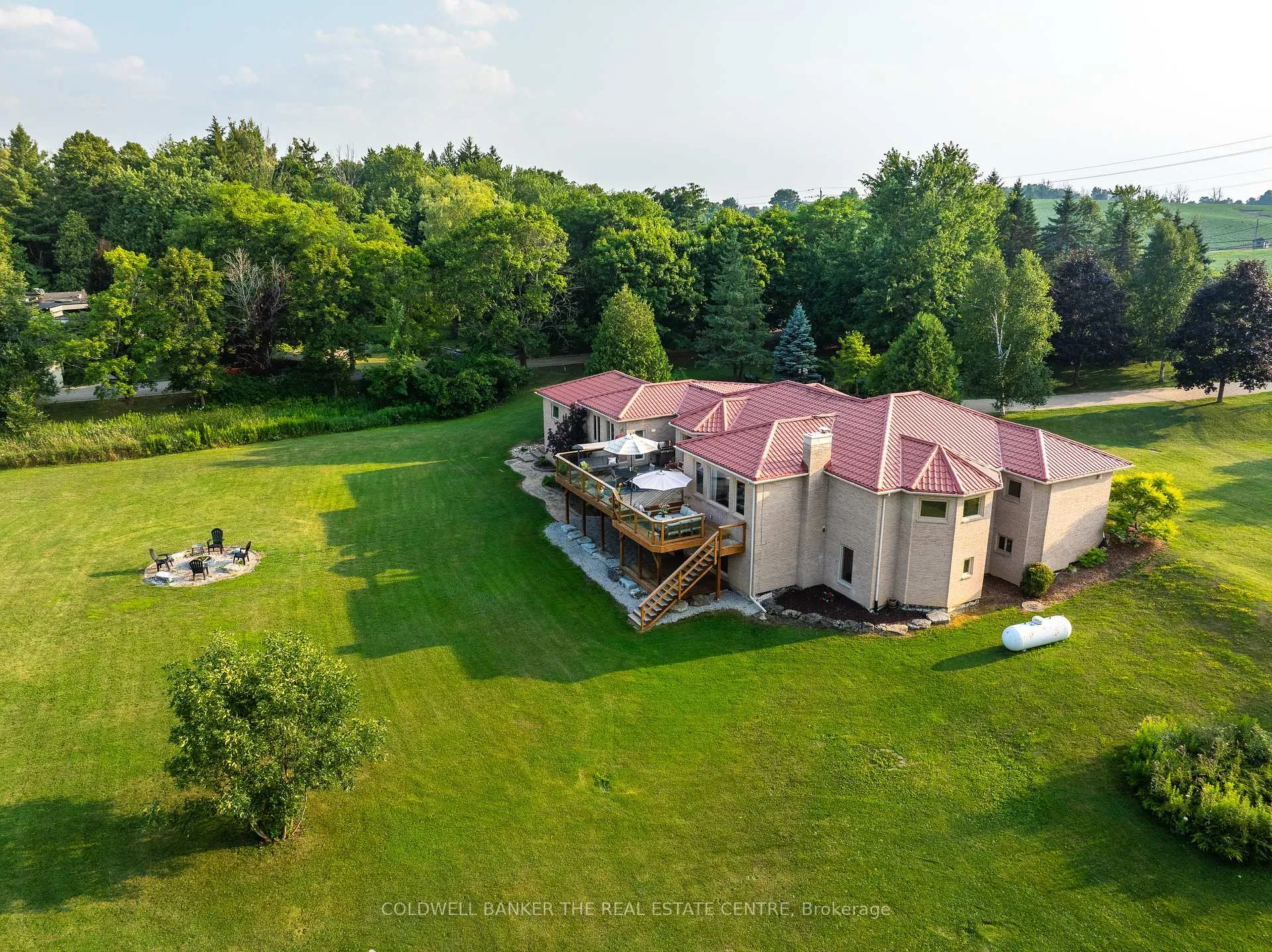 Photo 3 of 13715 Jane Street, King, King City — HOMEH