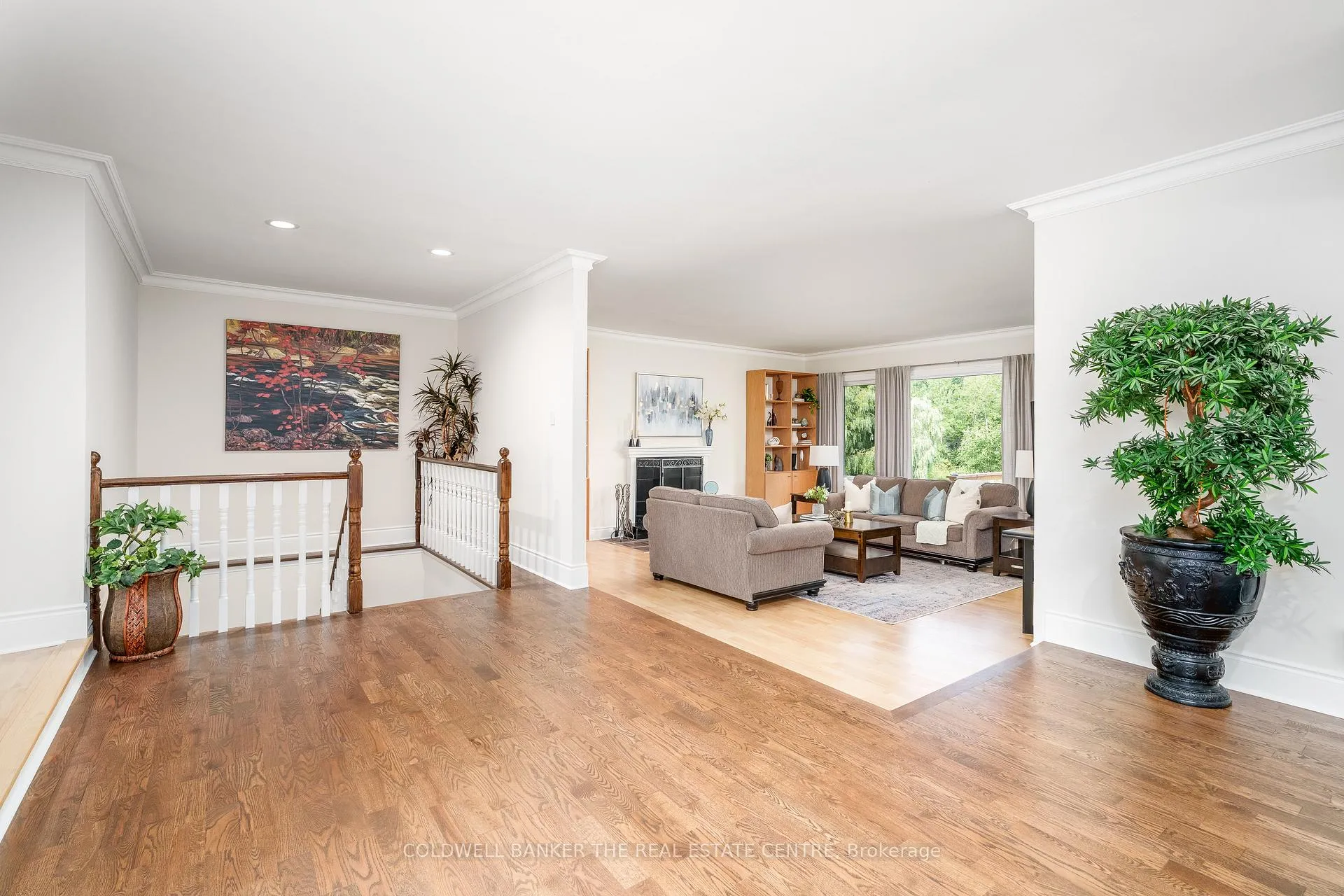 Photo 10 of 13715 Jane Street, King, King City — HOMEH