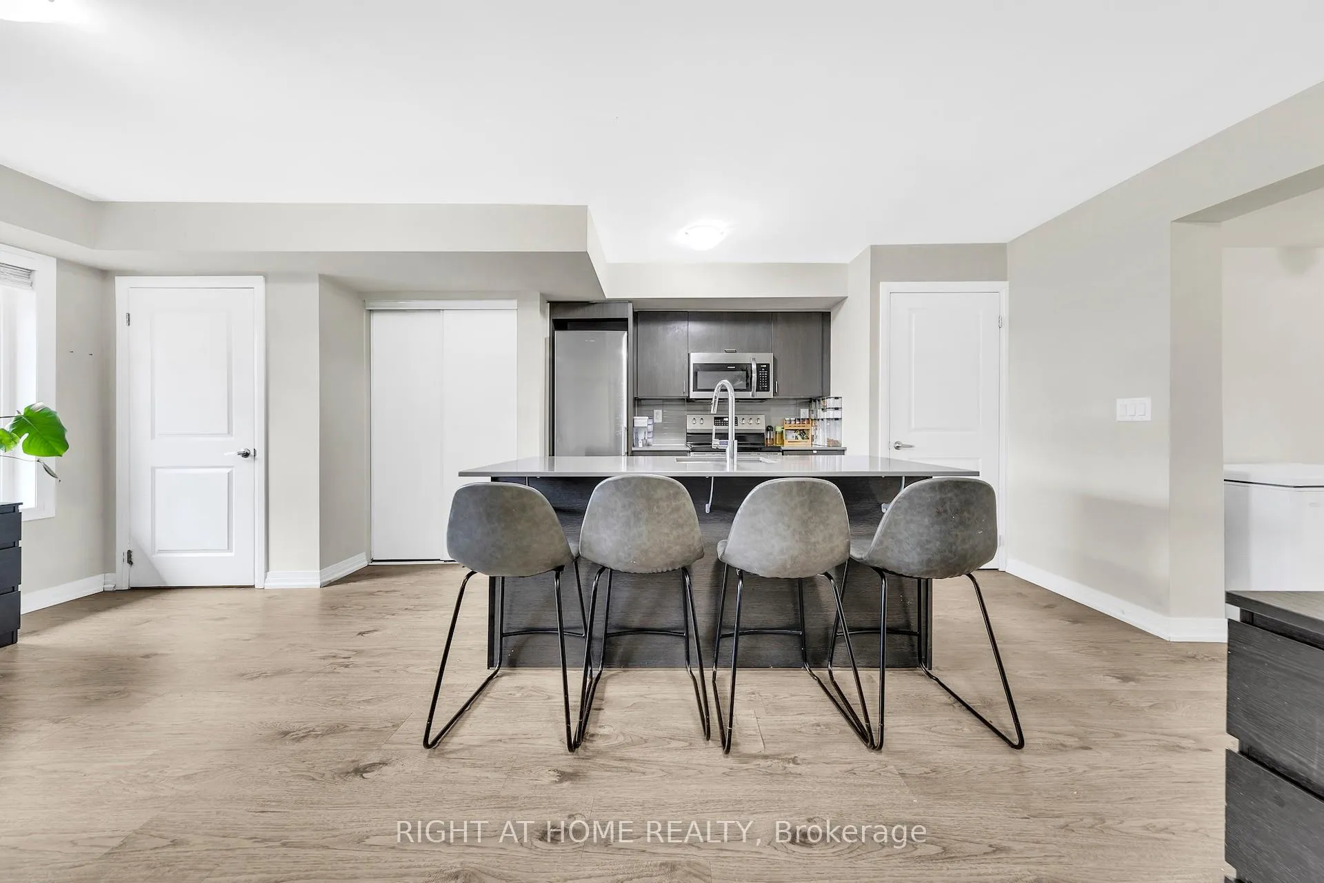 Photo 8 of Unit 5, 181 William Duncan Road, North York, Downsview-Roding-CFB — HOMEH