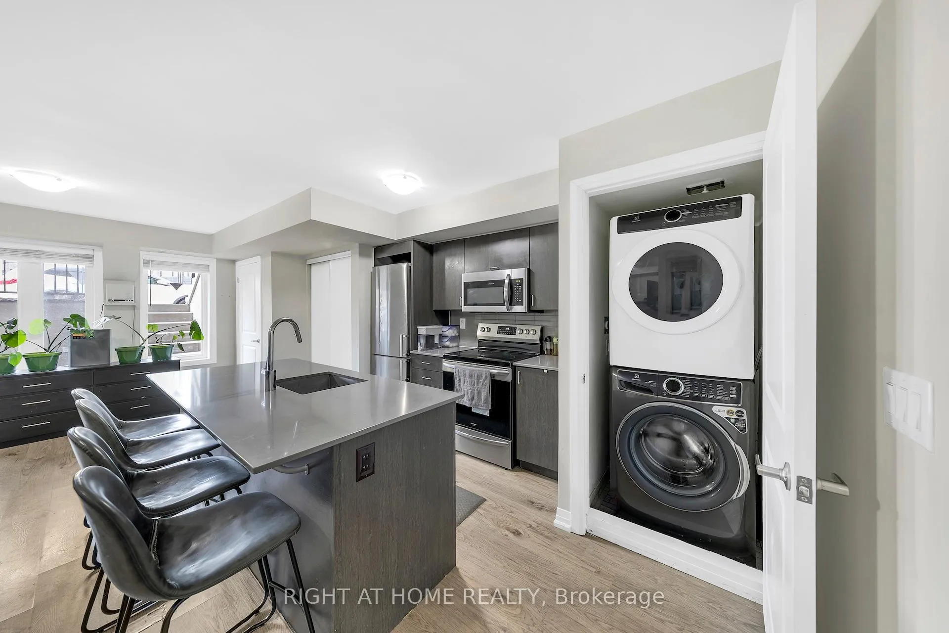 Photo 12 of Unit 5, 181 William Duncan Road, North York, Downsview-Roding-CFB — HOMEH