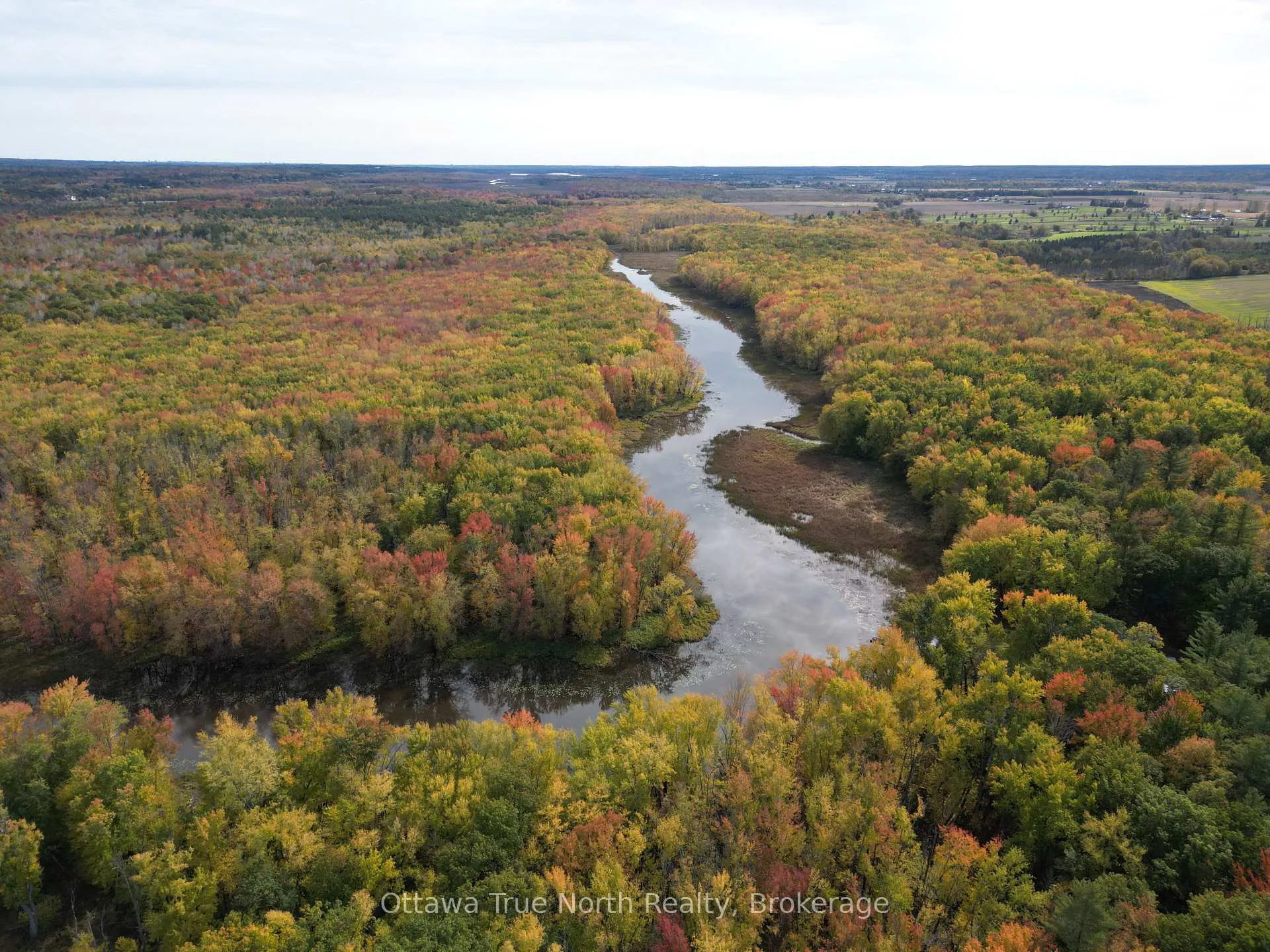Photo 6 of 101 Allbirch Road, Ottawa, Constance Bay — HOMEH