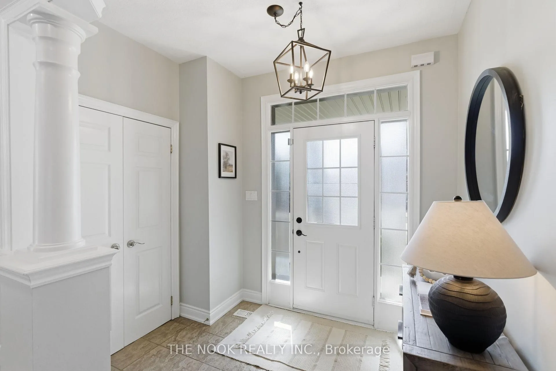 Photo 3 of 114 Courvier Crescent, Clarington, Bowmanville — HOMEH