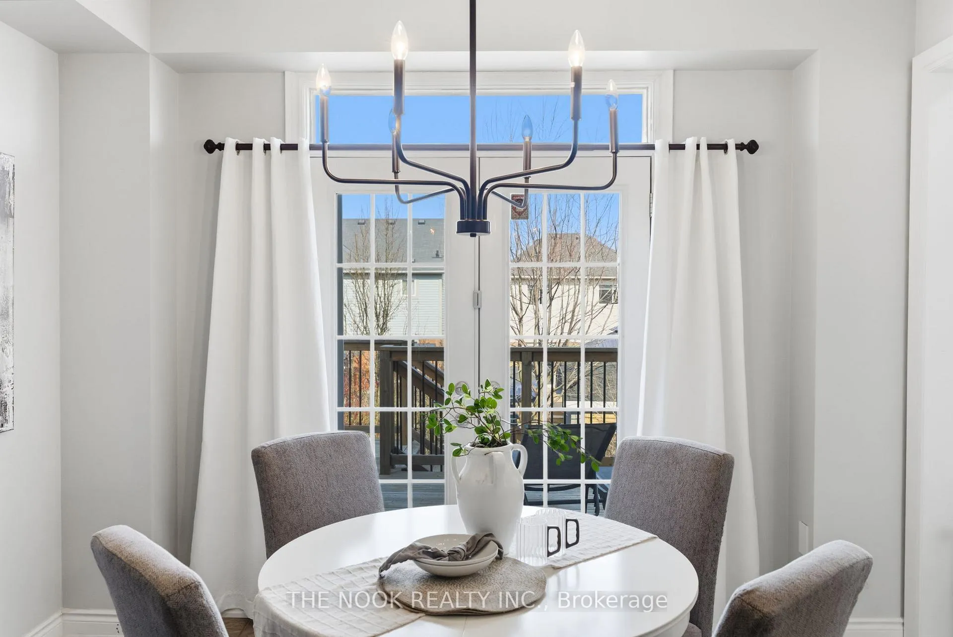 Photo 17 of 114 Courvier Crescent, Clarington, Bowmanville — HOMEH