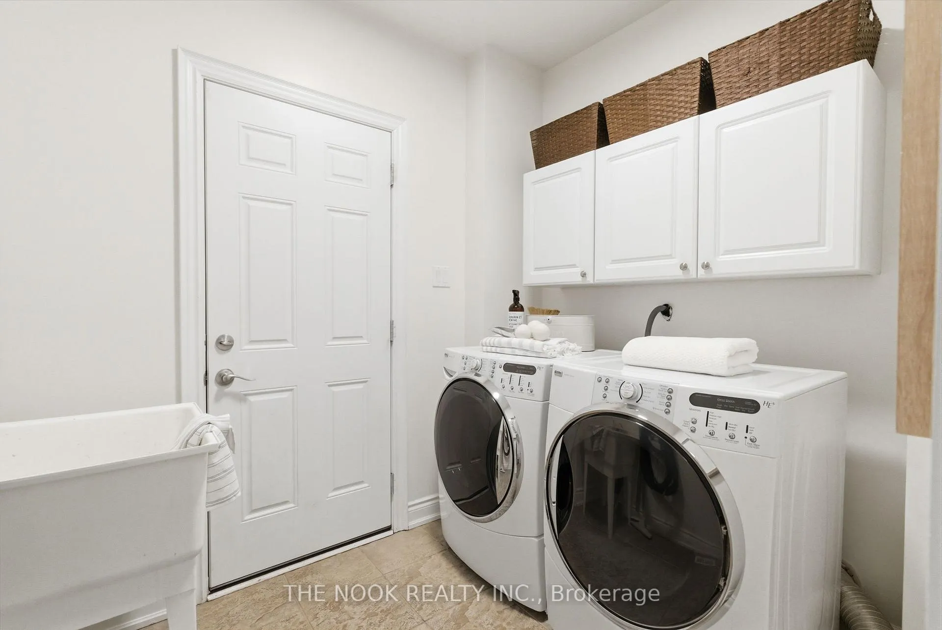 Photo 25 of 114 Courvier Crescent, Clarington, Bowmanville — HOMEH