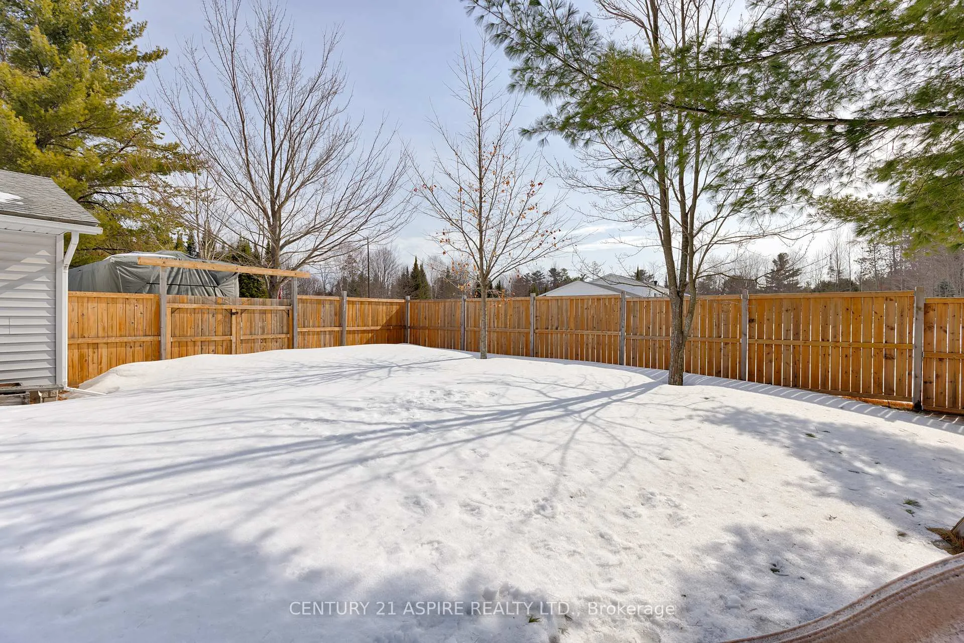 Photo 15 of 13 Runge Drive, Petawawa — HOMEH