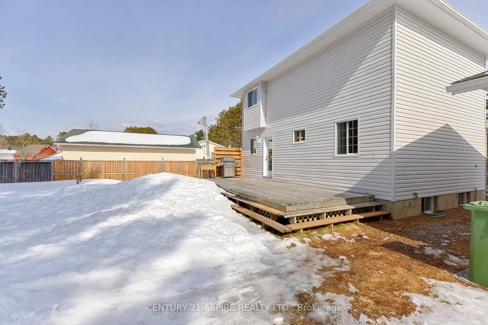 Photo 17 of 13 Runge Drive, Petawawa — HOMEH