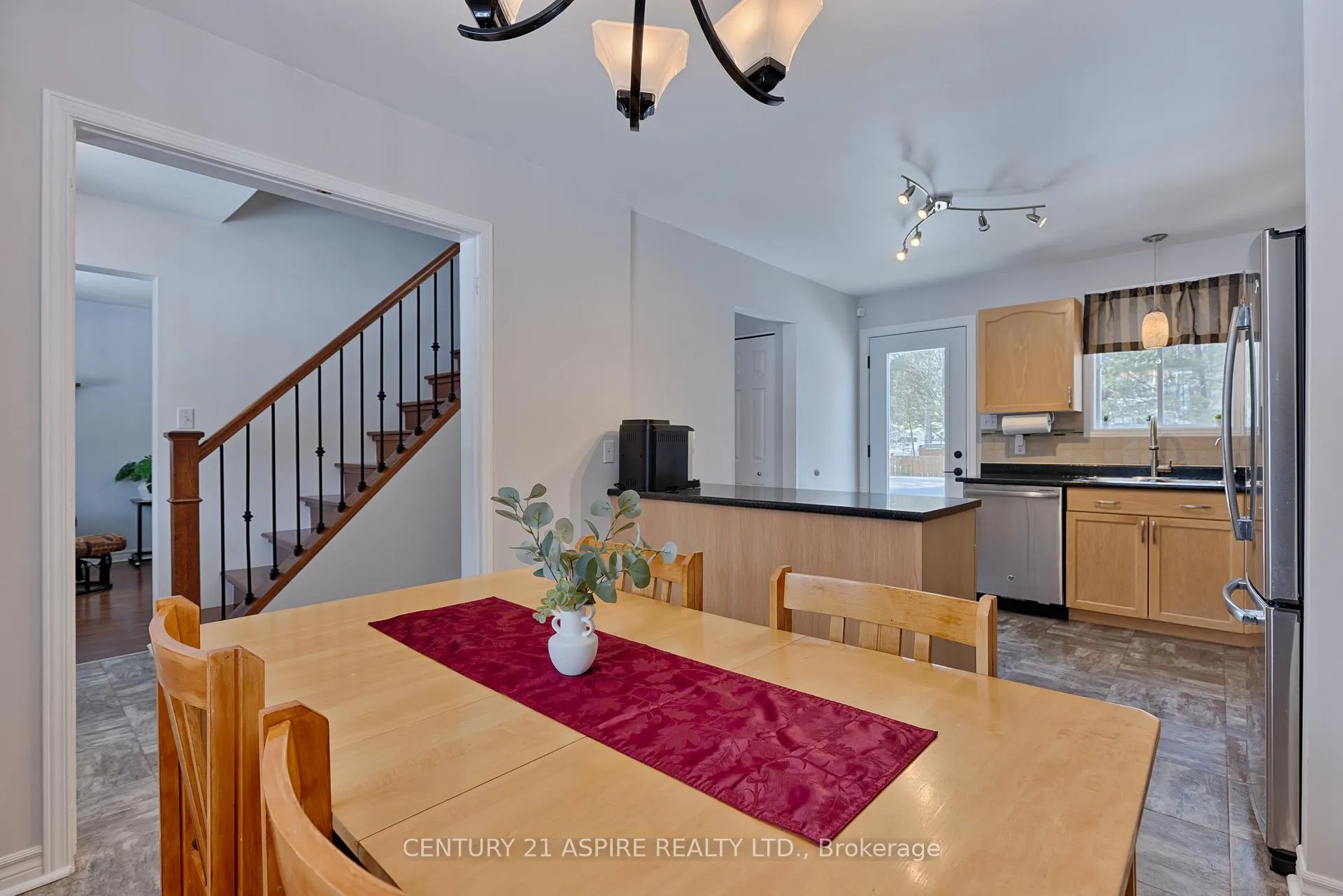 Photo 20 of 13 Runge Drive, Petawawa — HOMEH